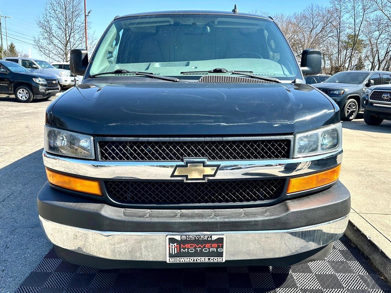 Used 2018 Chevrolet Express 2500 w/ Driver Convenience Package image 9