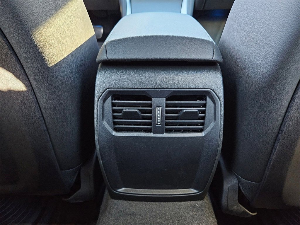 Used 2025 BMW M240i xDrive Coupe image 22