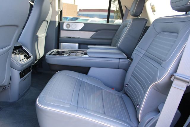 Used 2024 Lincoln Navigator Black Label AWD/4WD image 47