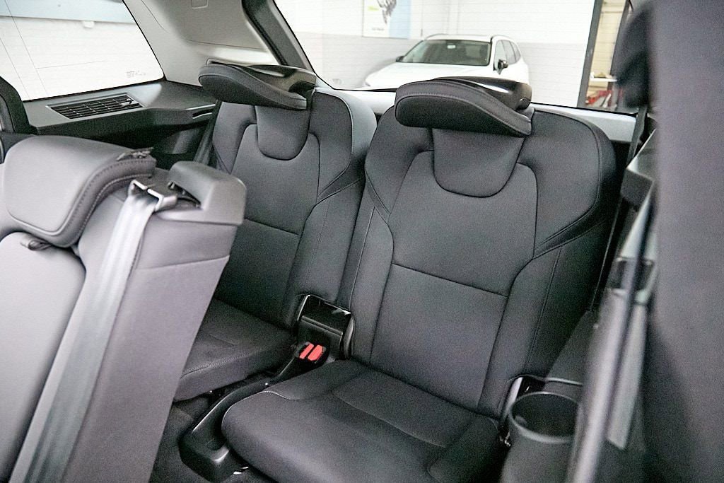 New 2026 Volvo XC90 B6 Plus w/ Protection Package Premier image 23