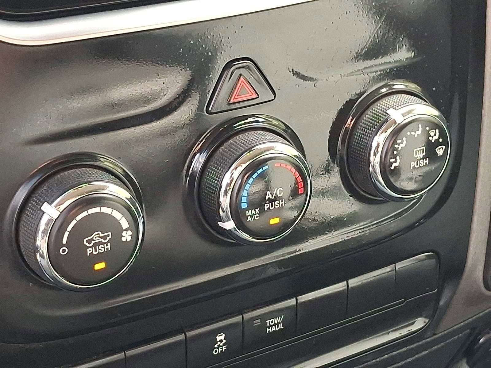 Used 2017 RAM 1500 Express w/ Black Ram 1500 Express Group AWD/4WD image 16