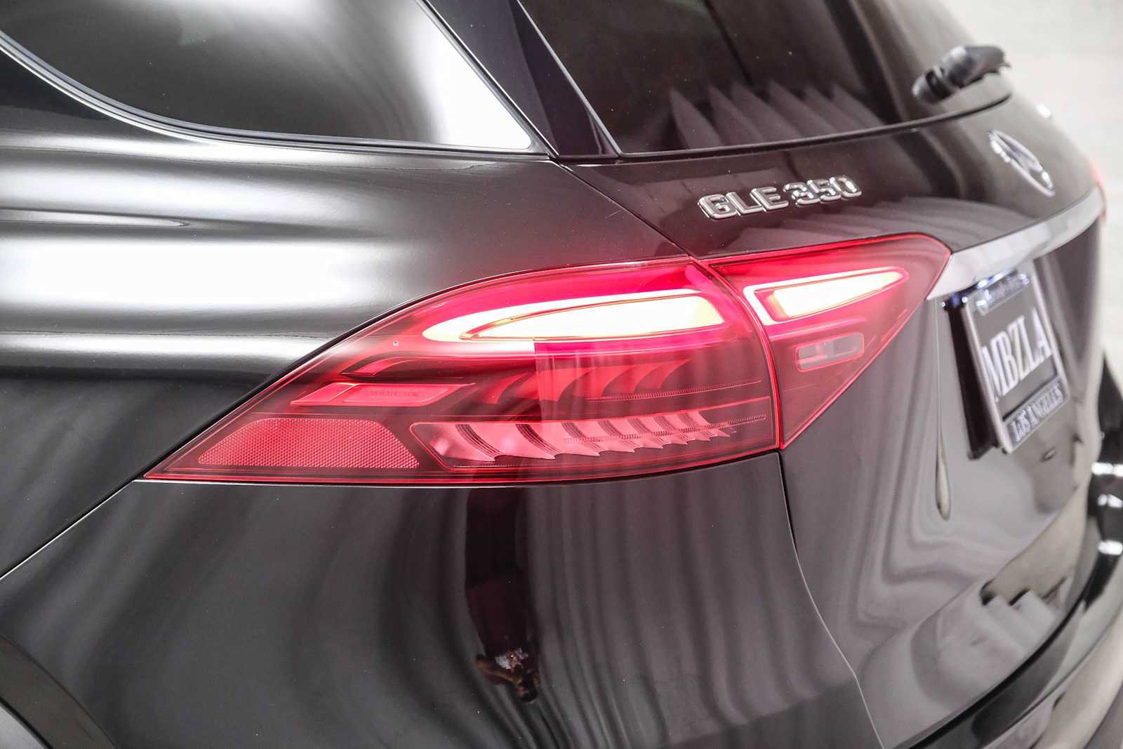 Certified 2025 Mercedes-Benz GLE 350 4MATIC image 7