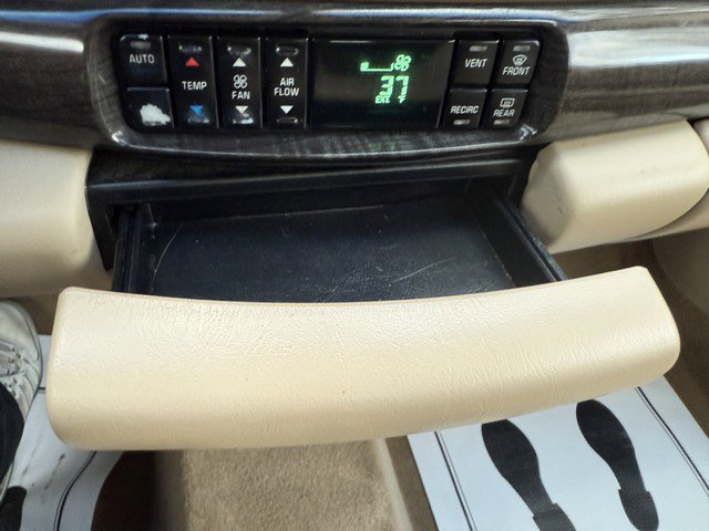 Used 2005 Buick Le Sabre Limited w/ Celebration Edition Package image 33