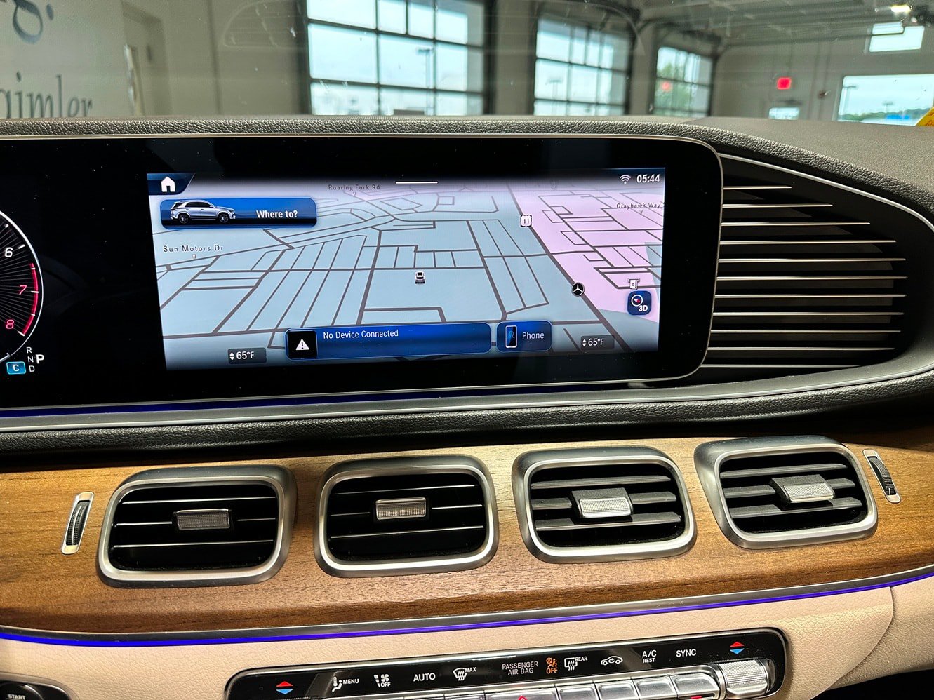 Certified 2024 Mercedes-Benz GLE 350 4MATIC image 9