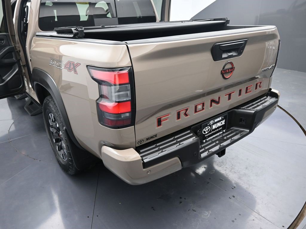 Used 2023 Nissan Frontier PRO-4X w/ Technology Package image 19
