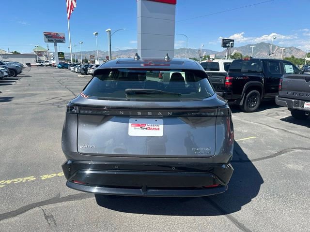 Used 2024 Nissan Ariya AWD image 10