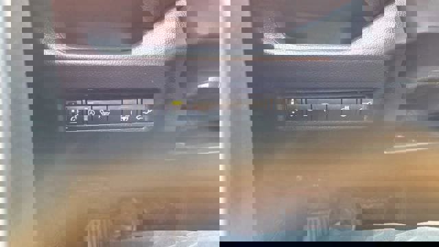 Used 2022 Toyota RAV4 SE w/ Convenience Package image 24