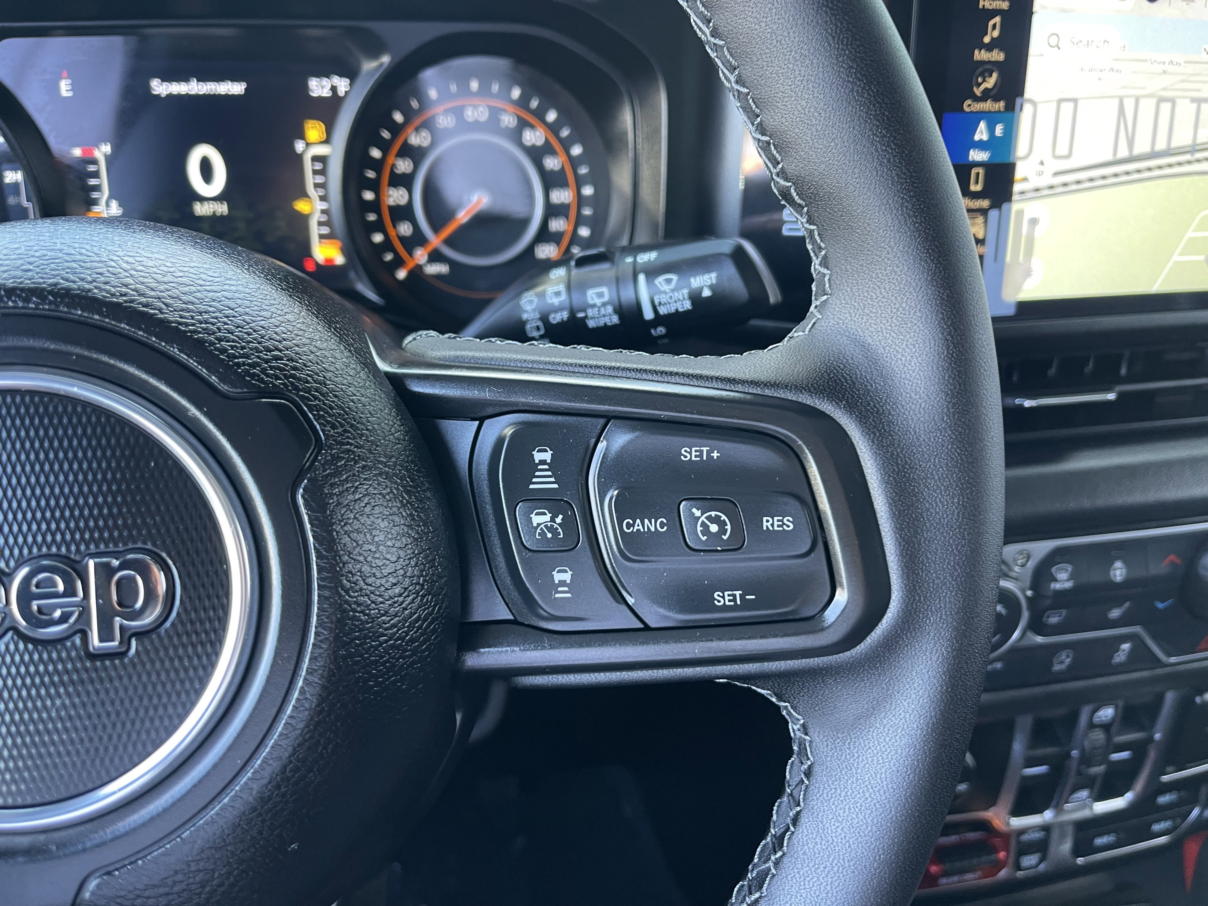 New 2026 Jeep Wrangler Unlimited Rubicon w/ Technology Group image 38