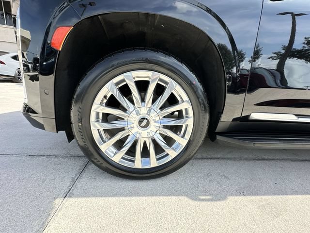 Certified 2021 Cadillac Escalade Premium Luxury RWD image 18