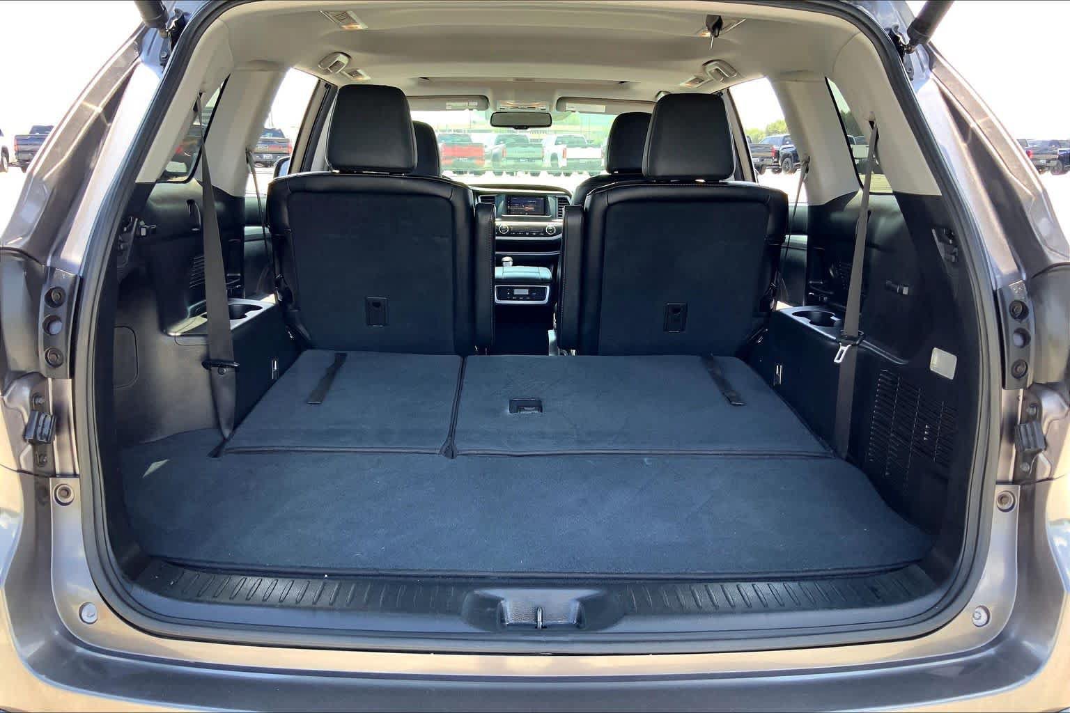 Used 2015 Toyota Highlander XLE FWD image 34