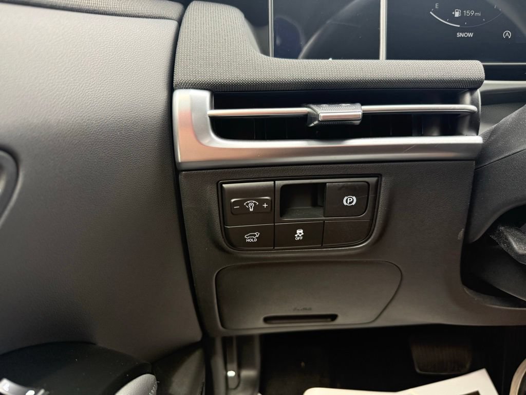 Used 2025 Hyundai Tucson Limited AWD/4WD image 15