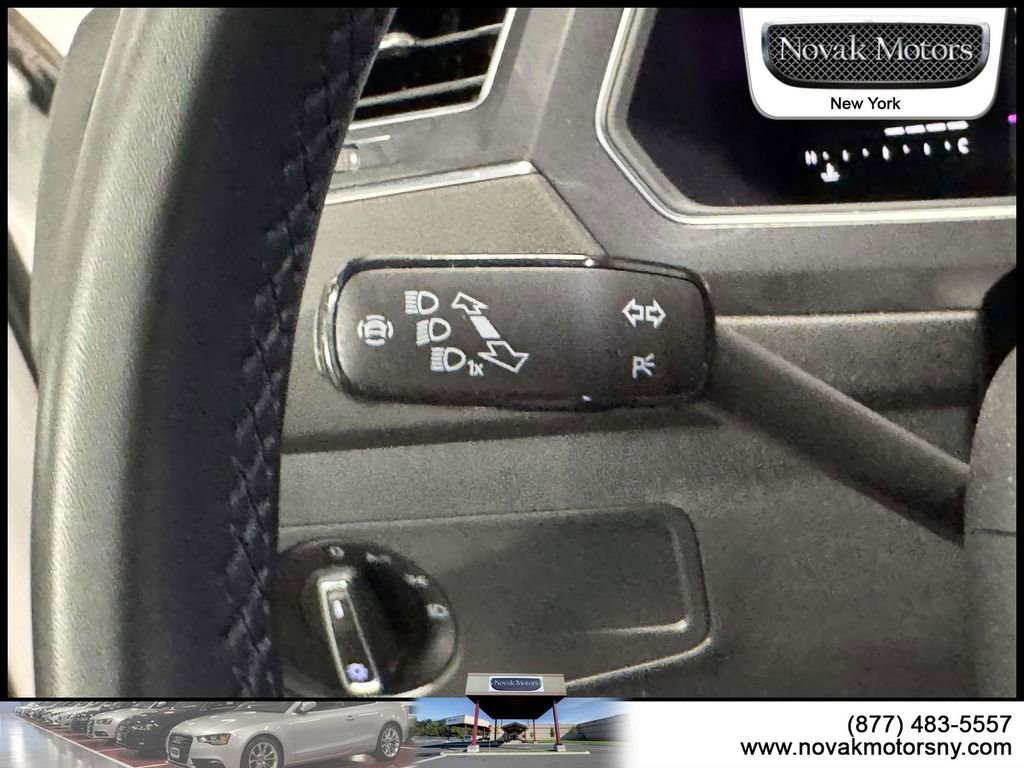 Used 2022 Volkswagen Tiguan SE R-Line AWD/4WD image 18