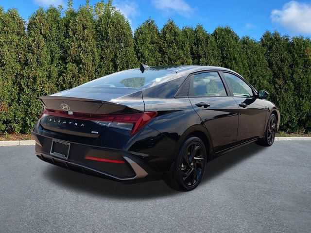 Certified 2026 Hyundai Elantra SEL FWD image 4