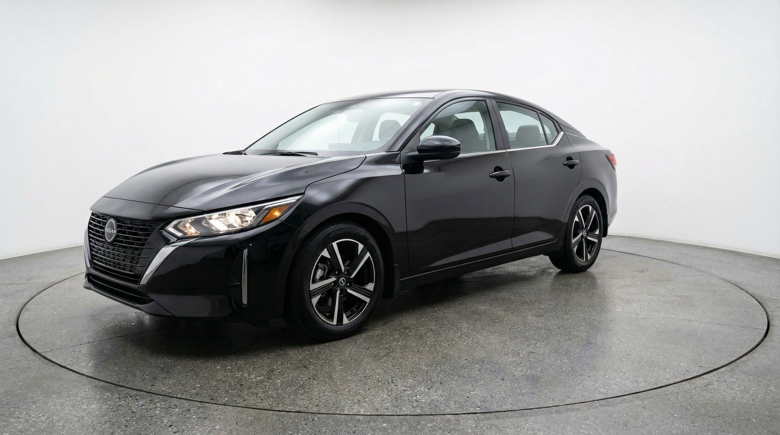Used 2025 Nissan Sentra SV FWD image 3