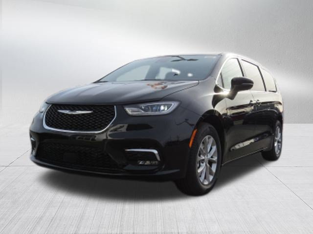 New 2026 Chrysler Pacifica Limited FWD image 7