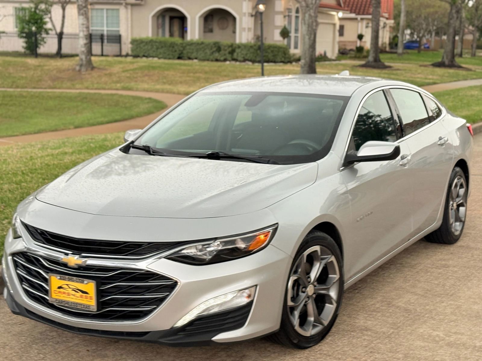 Used 2020 Chevrolet Malibu LT image 1