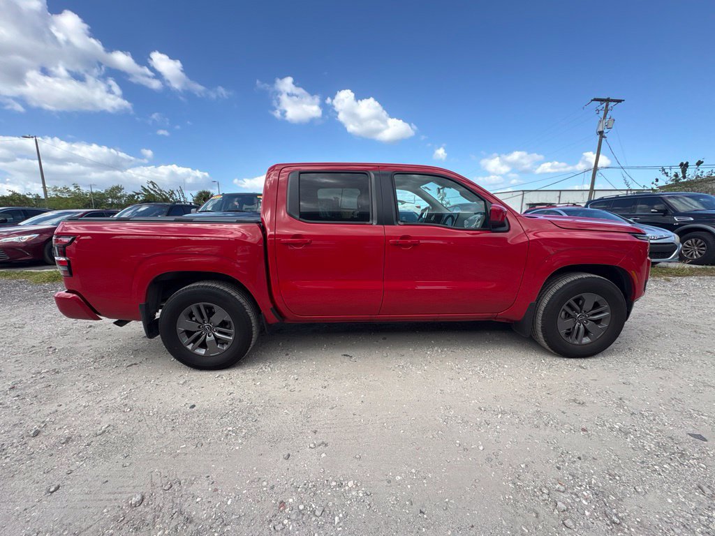 Used 2025 Nissan Frontier SV w/ SV Convenience Package RWD image 2