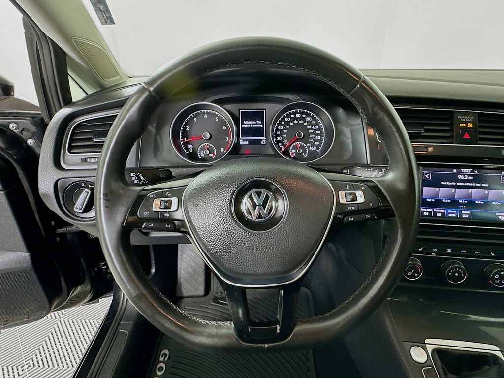 Used 2020 Volkswagen Golf 4-Door FWD image 18