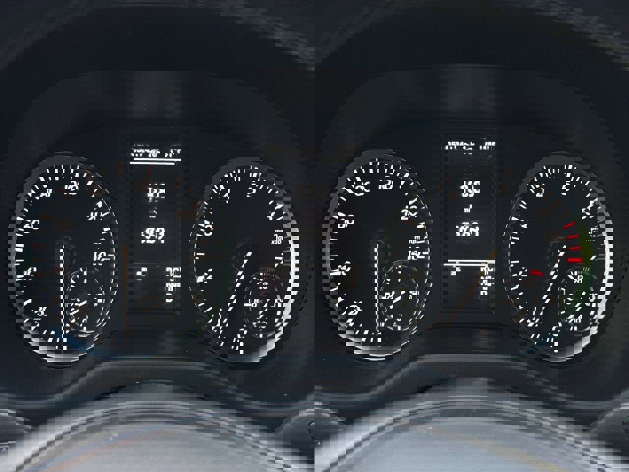 Used 2018 Mercedes-Benz Metris Passenger image 21