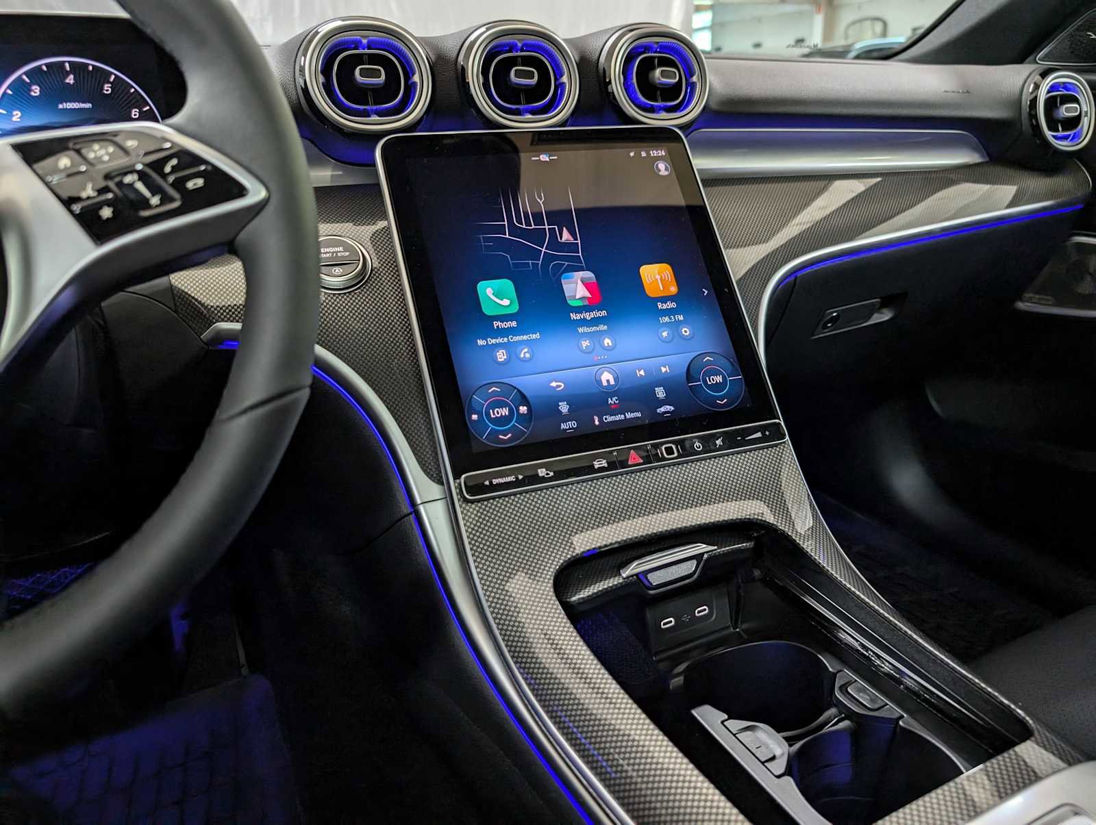 Used 2025 Mercedes-Benz C 300 4MATIC Sedan image 29