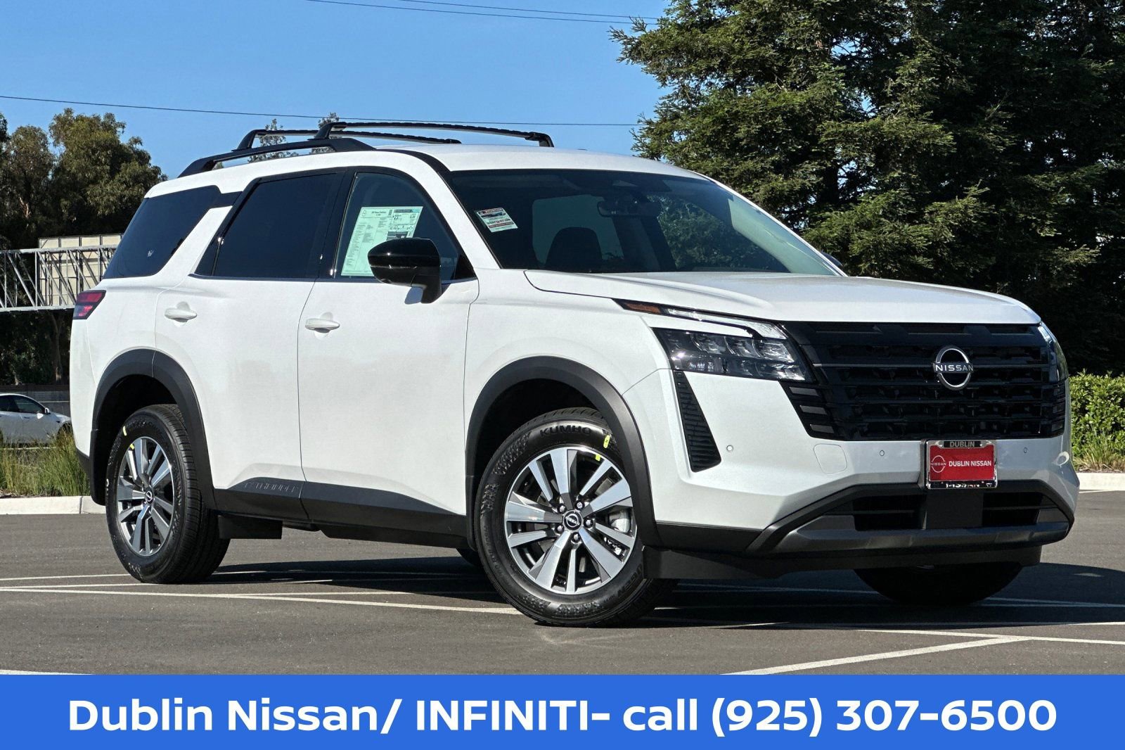 New 2026 Nissan Pathfinder SL