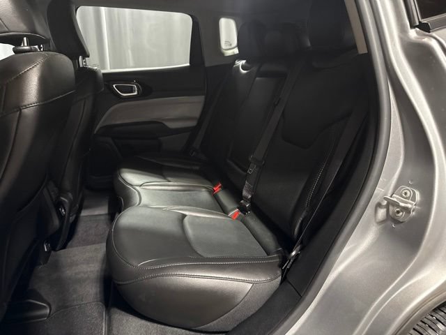 Used 2022 Jeep Compass Limited AWD/4WD image 24