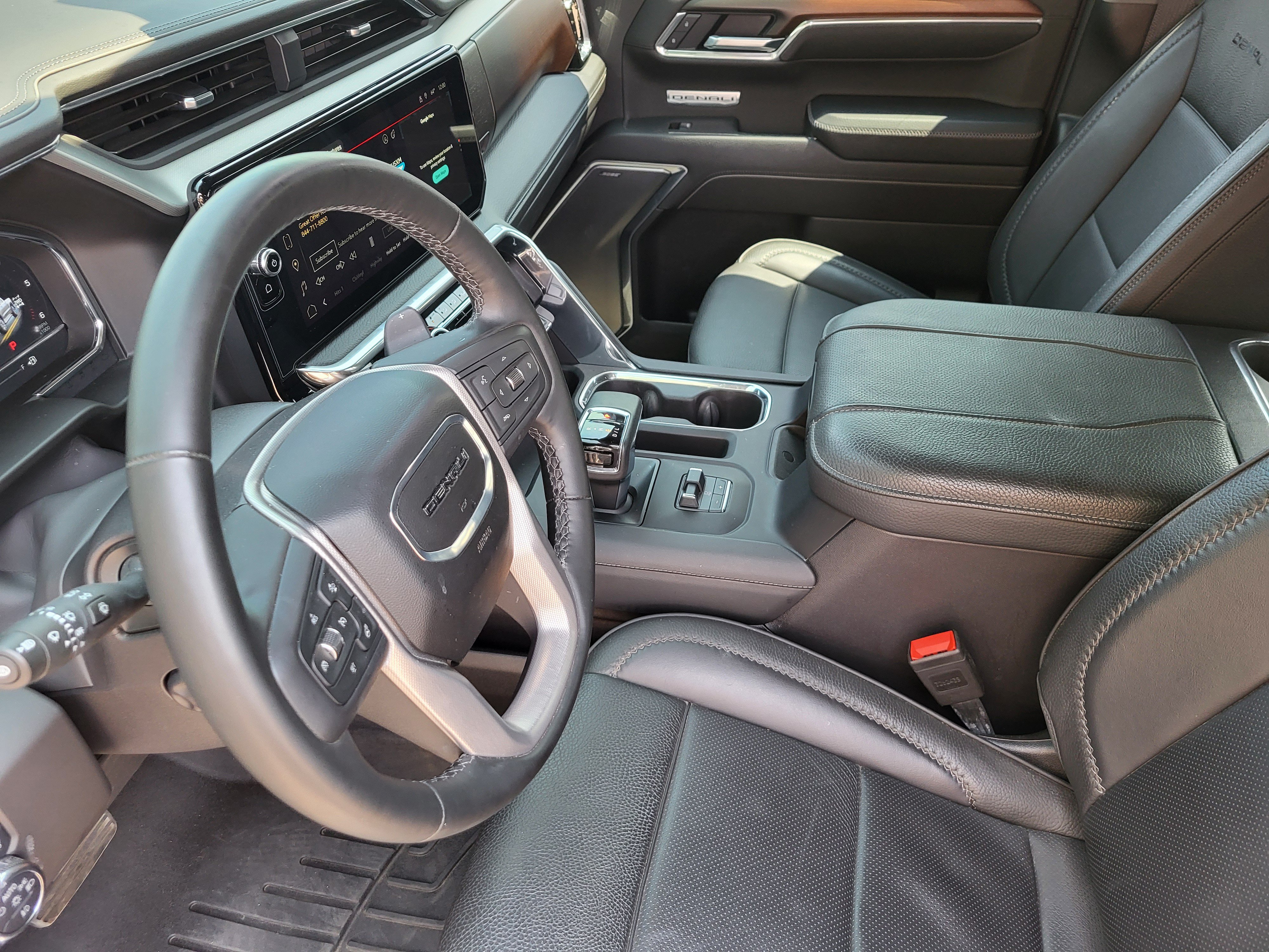 Used 2025 GMC Sierra 1500 Denali AWD/4WD image 12