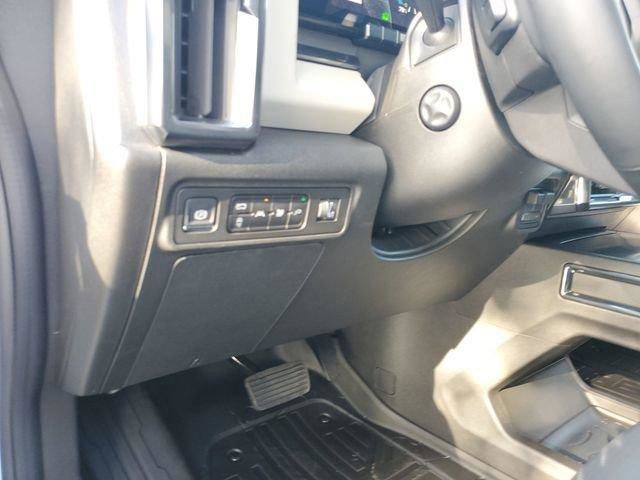 New 2026 GMC Hummer EV 2X image 15