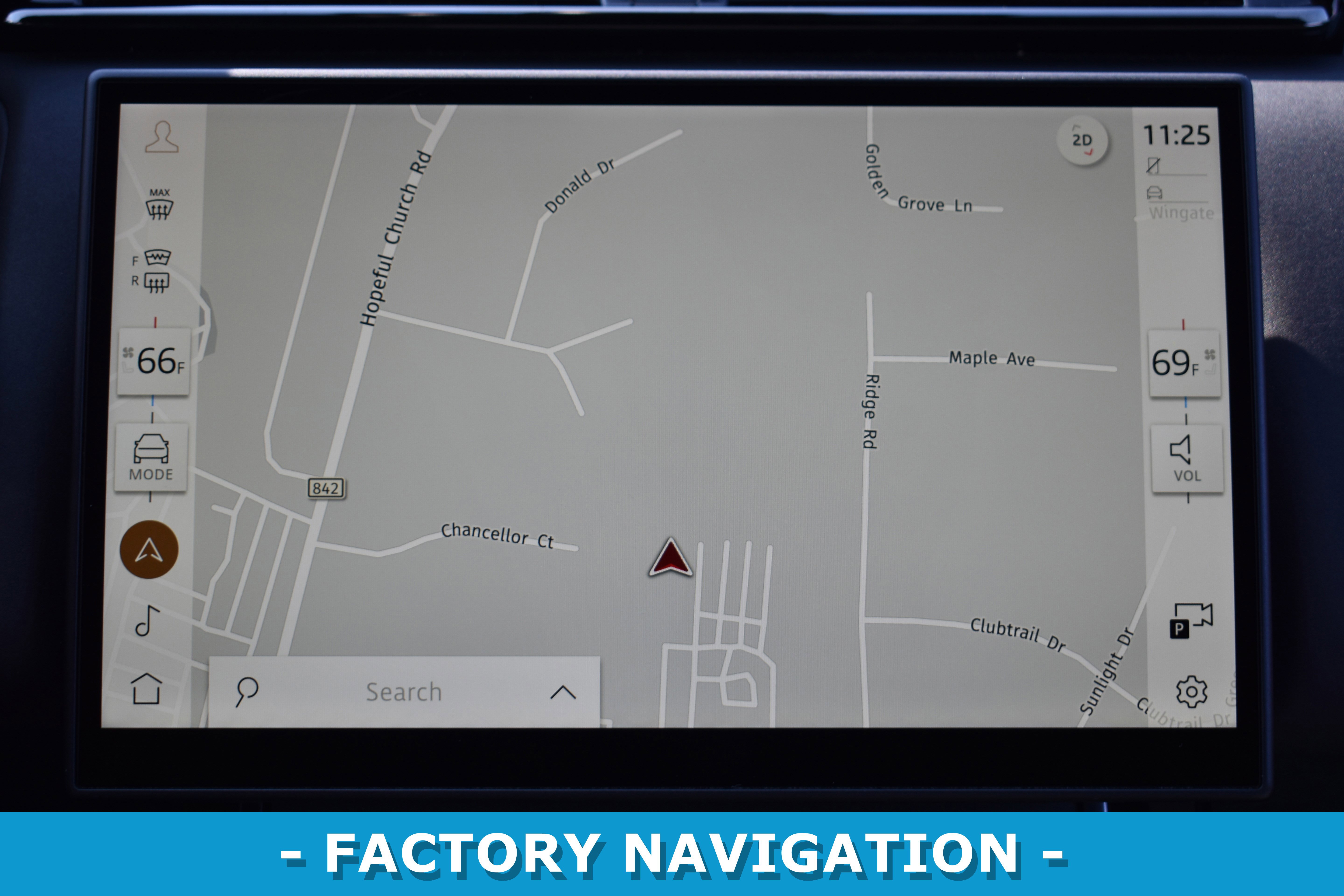 Used 2025 Land Rover Range Rover Velar Dynamic SE image 16