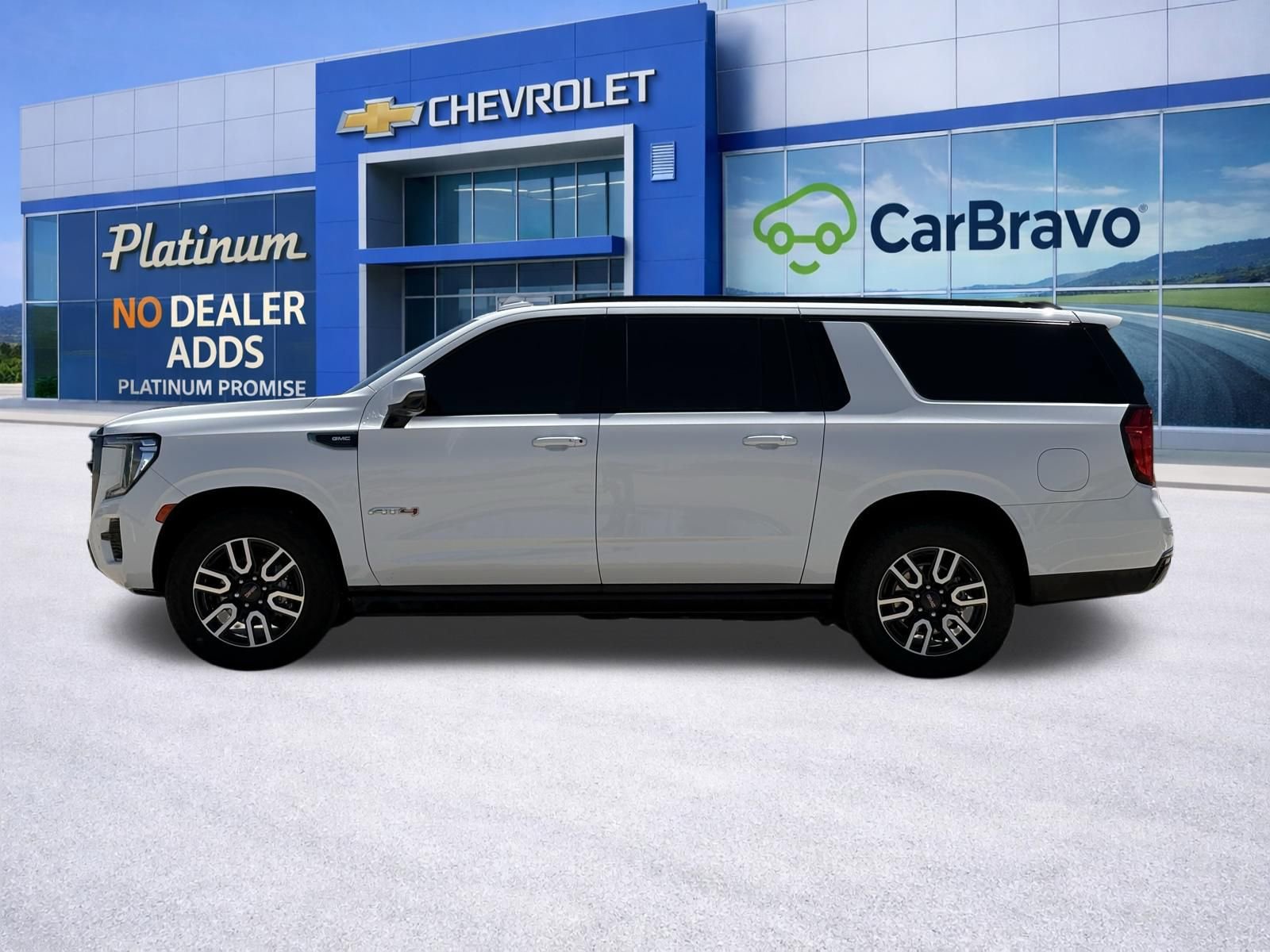 Used 2024 GMC Yukon XL AT4 w/ AT4 Premium Package image 4