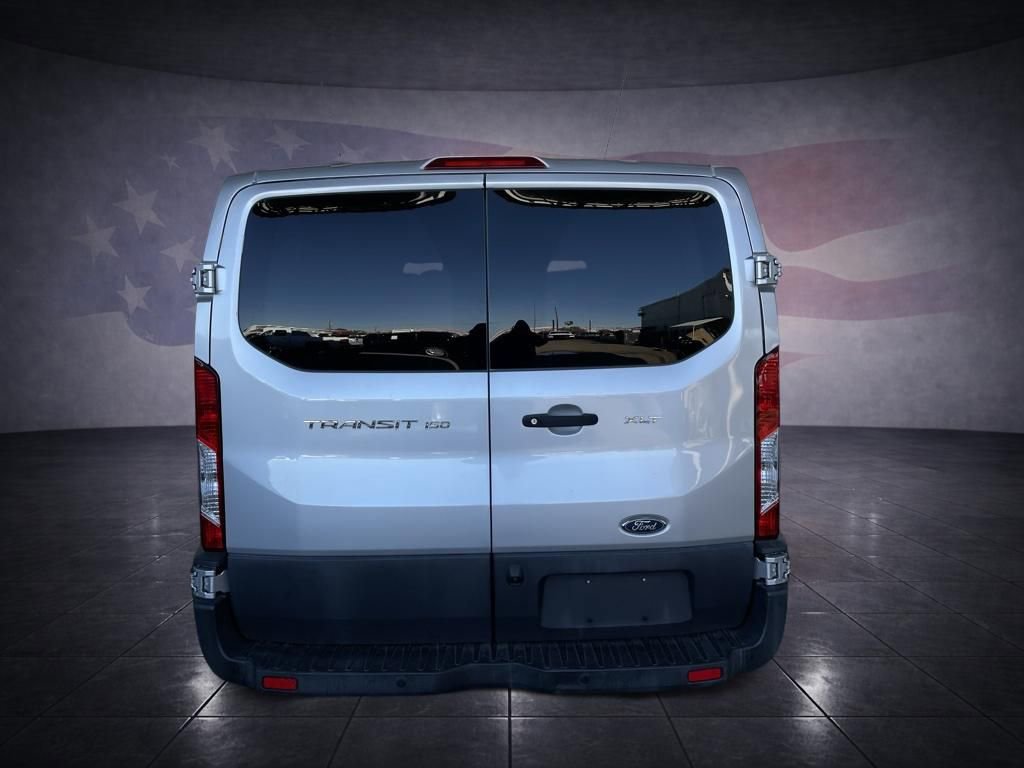 Used 2018 Ford Transit 150 XLT image 4