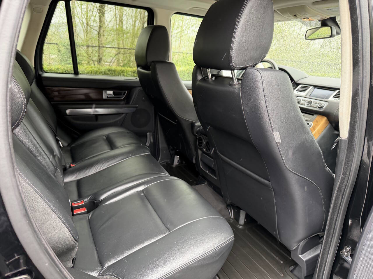 Used 2012 Land Rover Range Rover Sport HSE AWD/4WD image 28