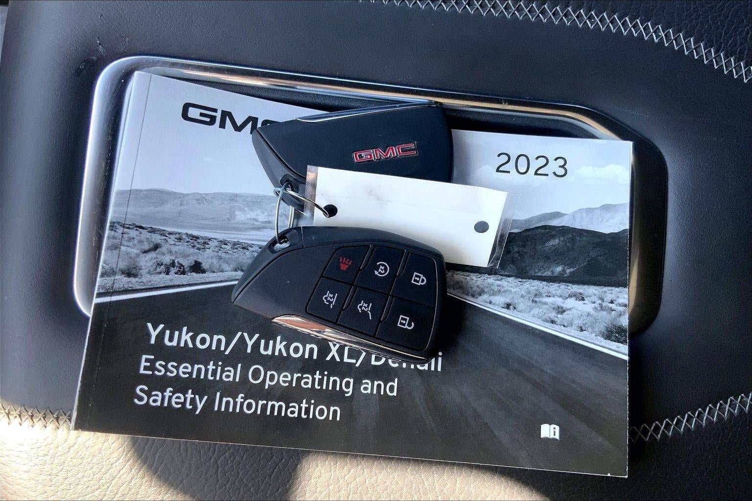 Used 2023 GMC Yukon Denali w/ Denali Reserve Package AWD/4WD image 12