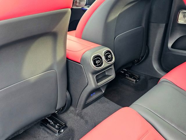 New 2026 Mercedes-Benz GLC 300 4MATIC image 23