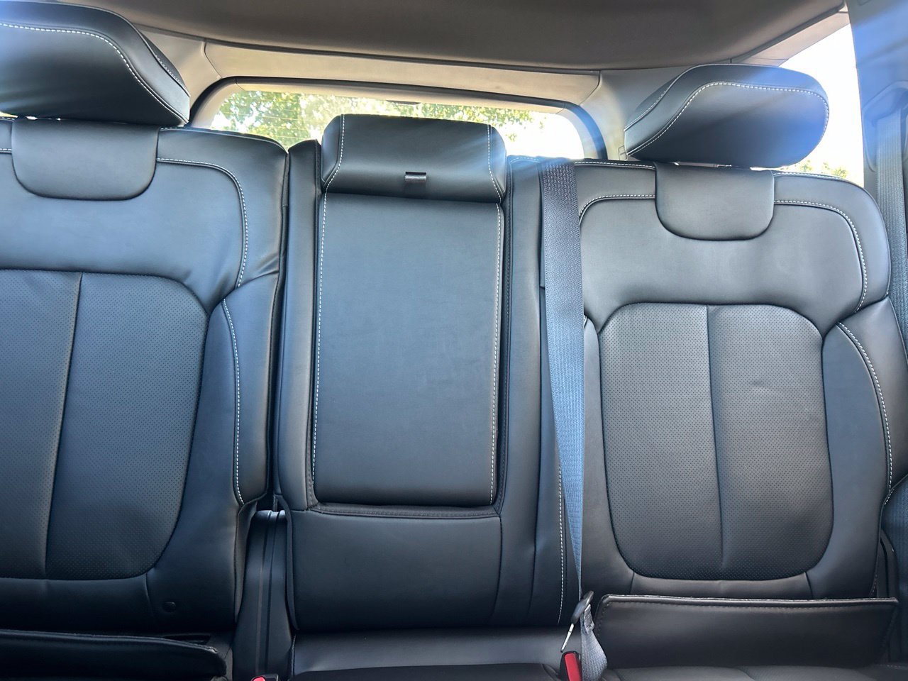 New 2027 Jeep Grand Cherokee Limited AWD/4WD image 25