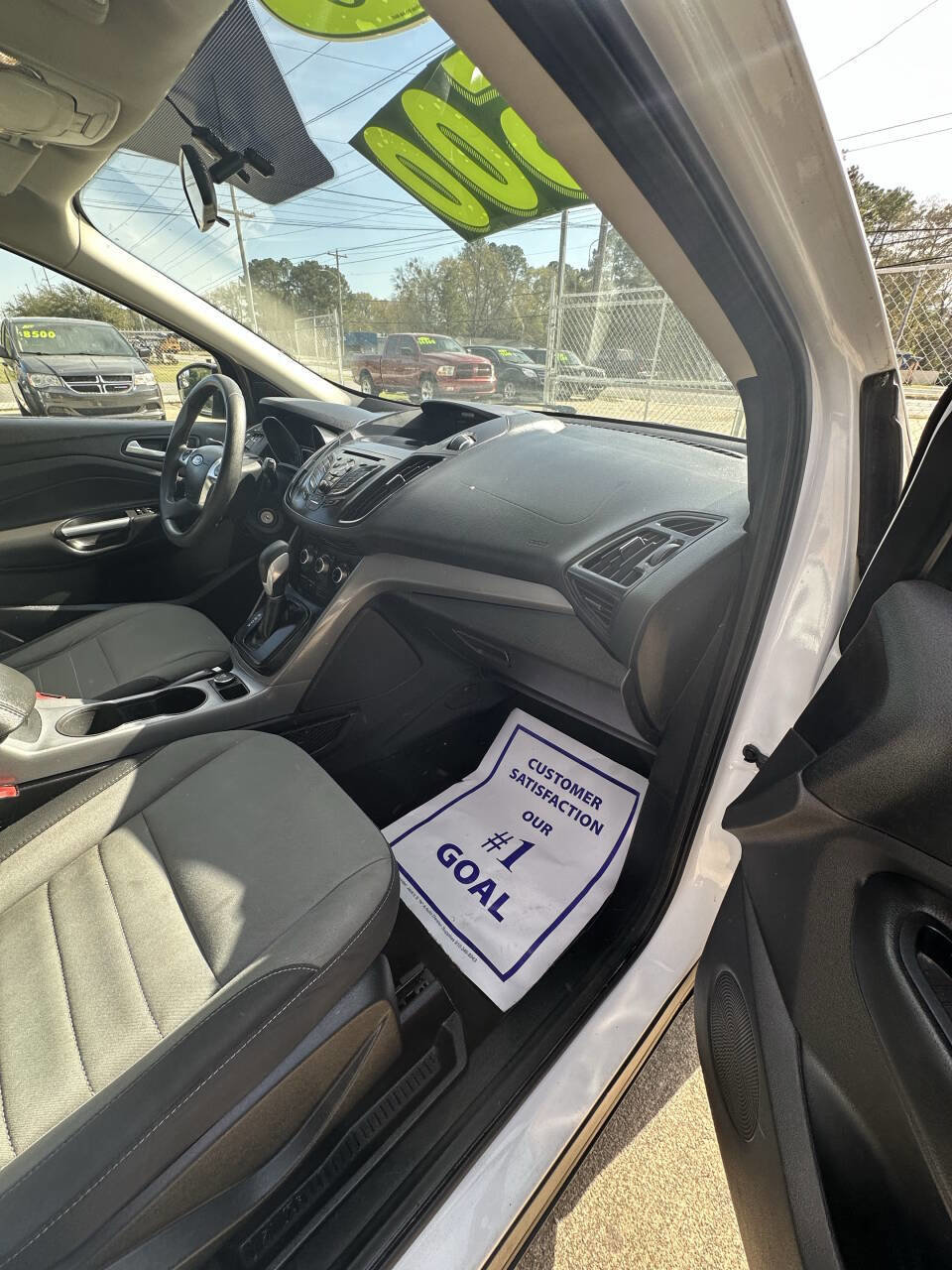 Used 2015 Ford Escape SE image 14