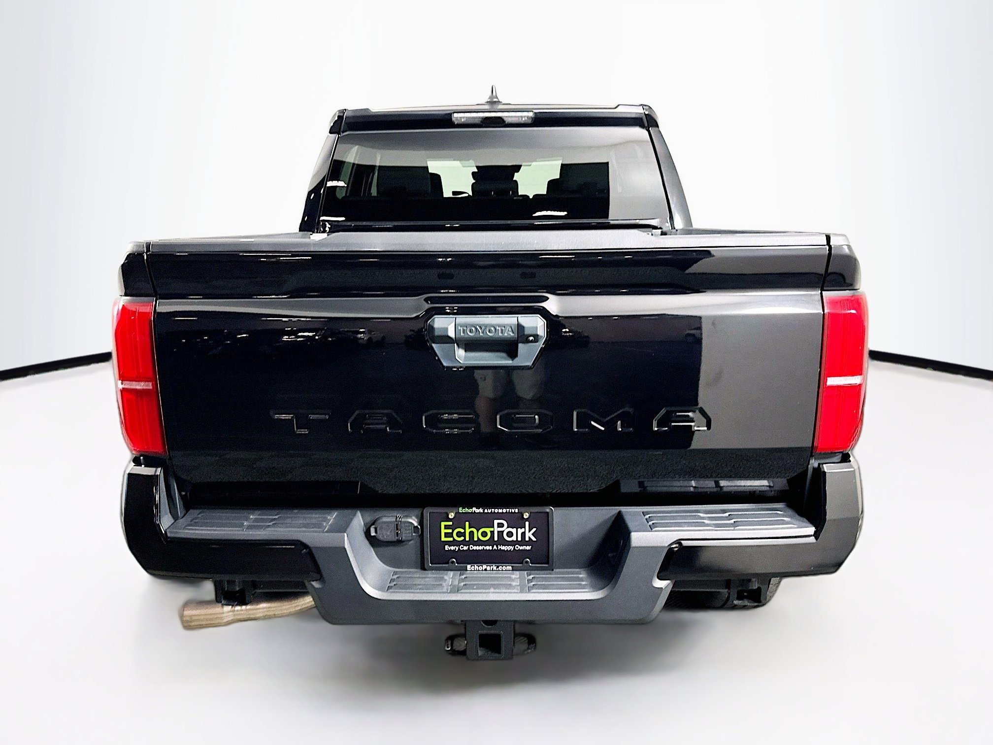 Used 2025 Toyota Tacoma SR5 RWD image 7