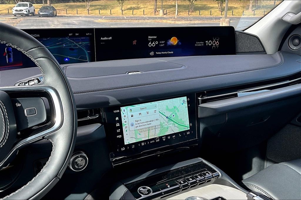 New 2025 Lincoln Navigator Reserve image 7