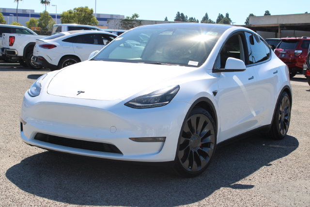 Used 2022 Tesla Model Y Performance AWD/4WD image 8