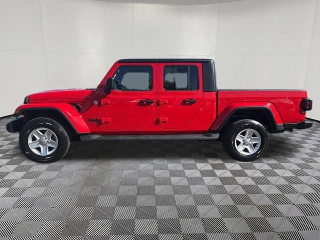 Used 2021 Jeep Gladiator Sport AWD/4WD image 4