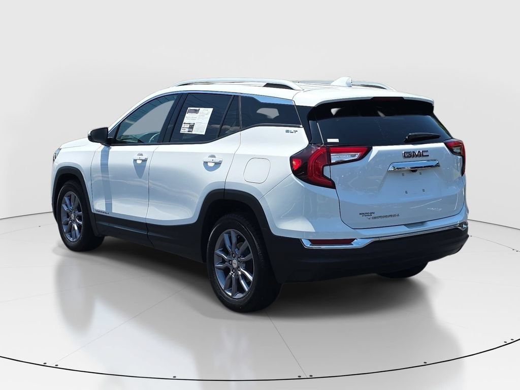 Used 2023 GMC Terrain SLT w/ Infotainment Package II FWD image 8