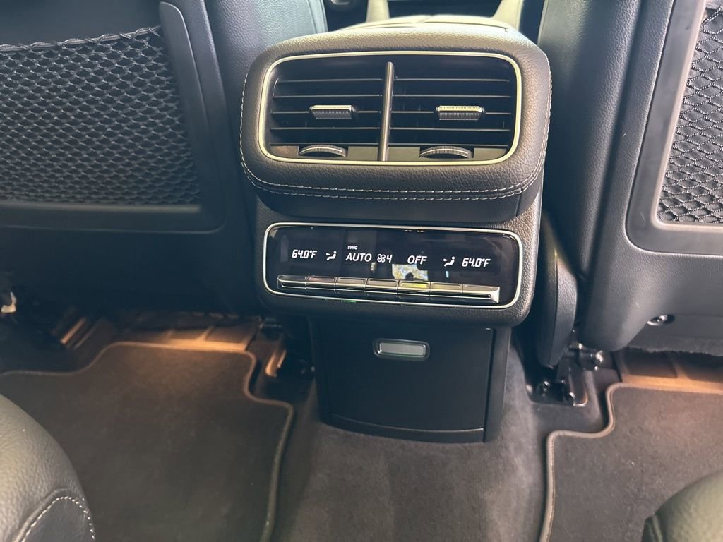 Used 2023 Mercedes-Benz GLS 450 4MATIC w/ AMG Line Exterior image 32
