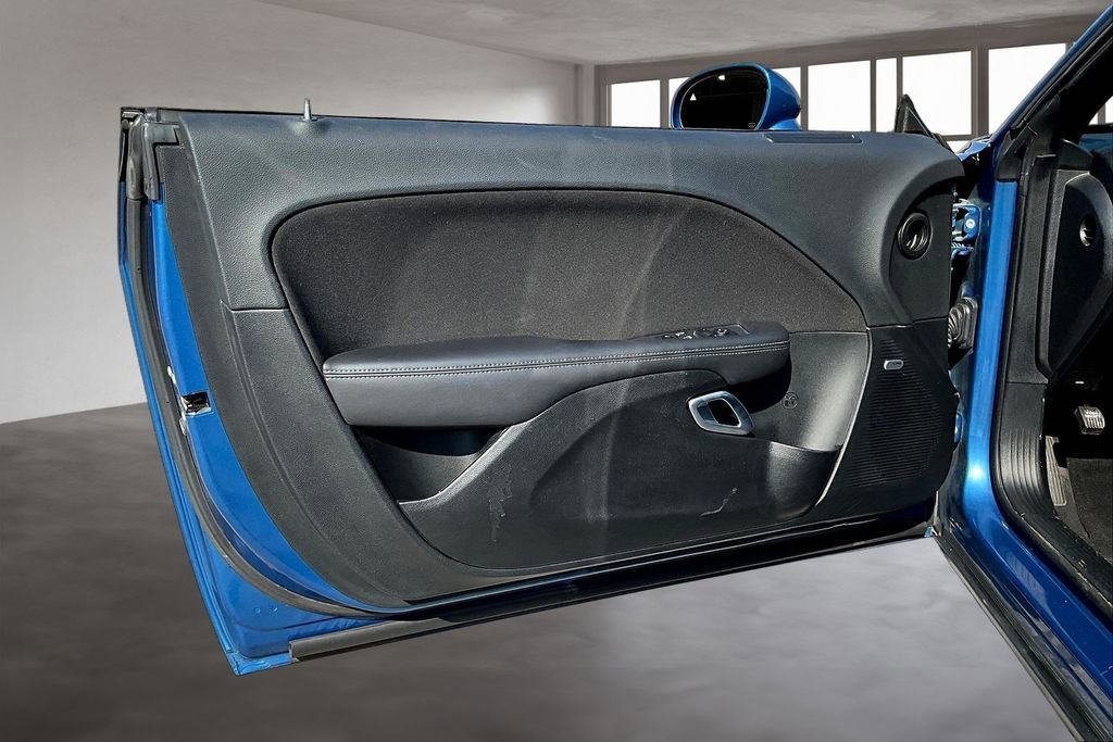Used 2022 Dodge Challenger SXT w/ Driver Convenience Group image 19