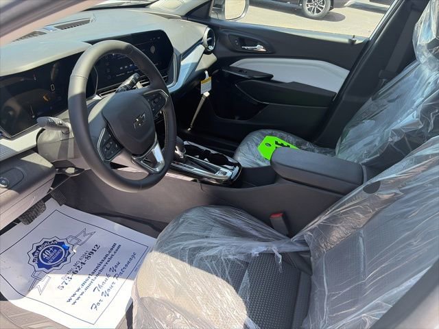 New 2026 Chevrolet Trax LT FWD image 16
