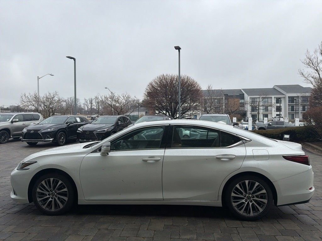 Used 2020 Lexus ES 350 w/ Premium Package image 8