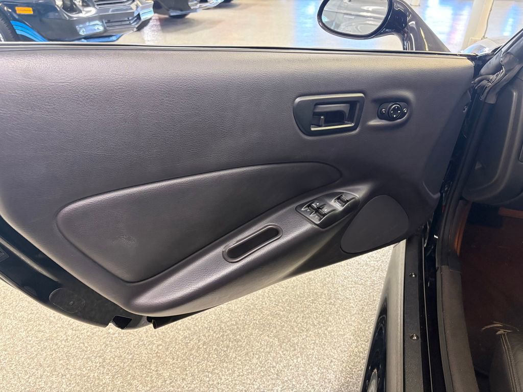 Used 2000 Plymouth Prowler RWD image 9