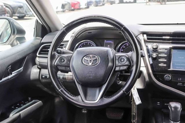 Used 2019 Toyota Camry SE FWD image 17