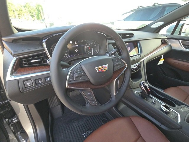 New 2025 Cadillac XT5 Premium Luxury w/ Technology Package image 12