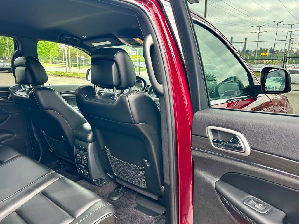 Used 2018 Jeep Grand Cherokee Limited AWD/4WD image 13