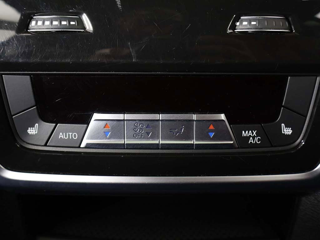 Used 2024 BMW X7 M60i w/ Executive Package image 70